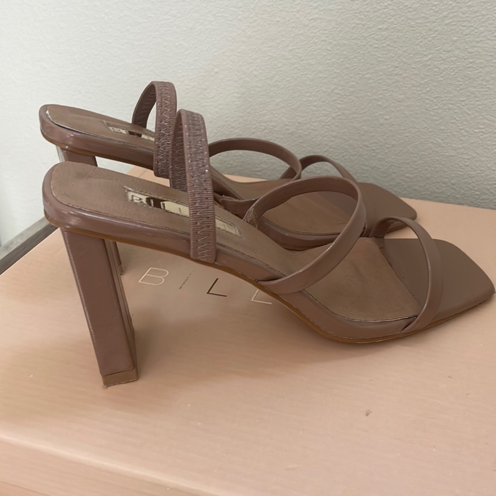 Billini sandals size 7
